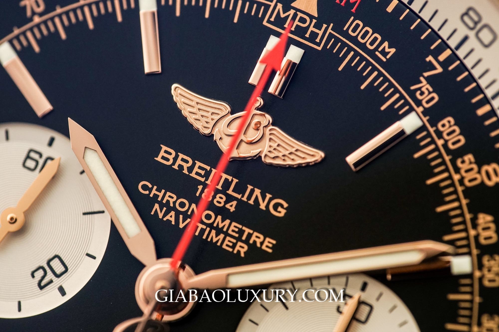 Đồng Hồ Breitling Montbrillant 01 Mặt Đen