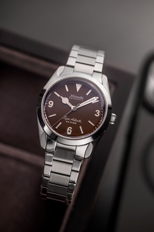 Đồng Hồ Nivada Grenchen Antarctic