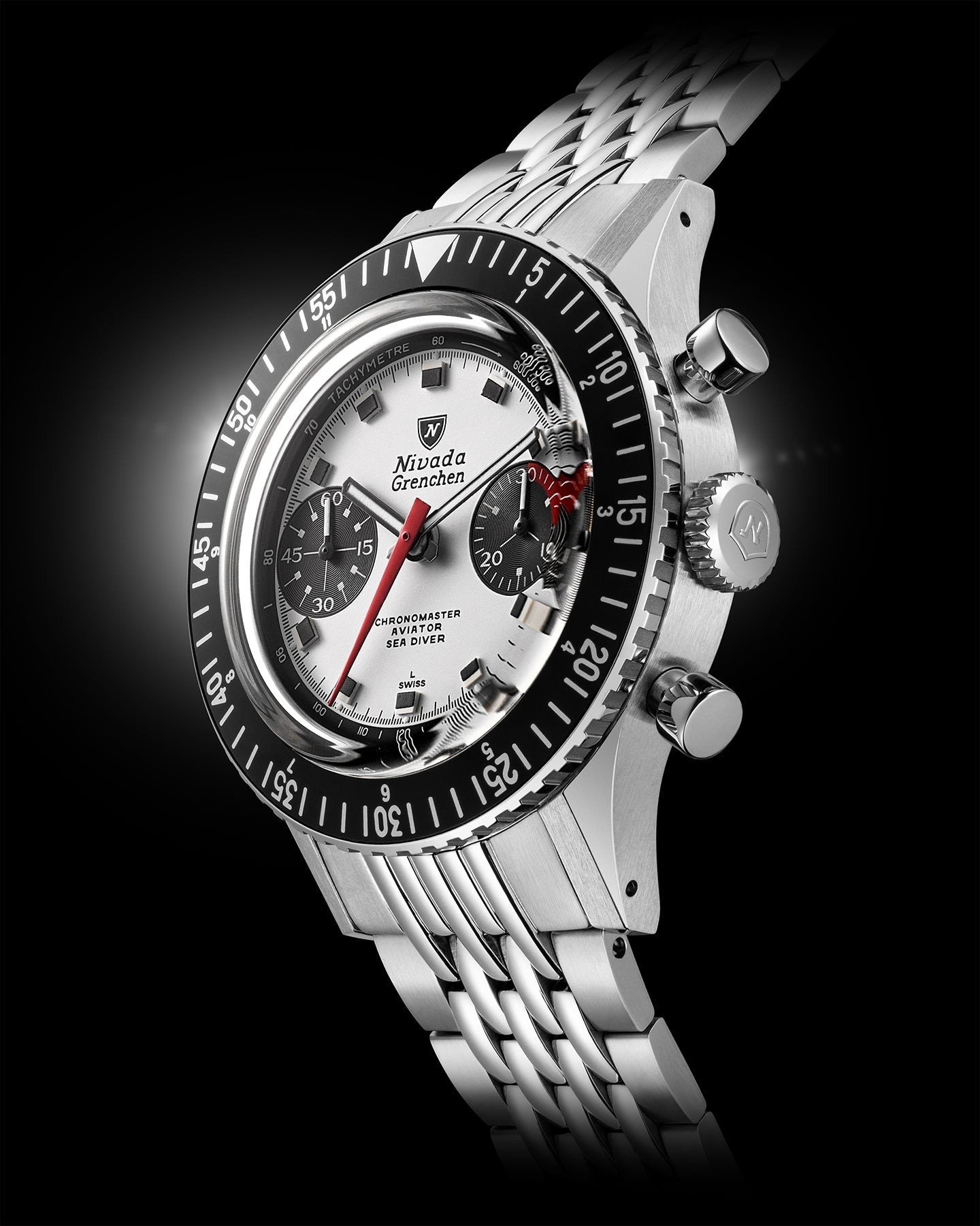 Nivada Grenchen, dòng sản phẩm Chronomaster, Ref number: 85241M, mặt số Panda