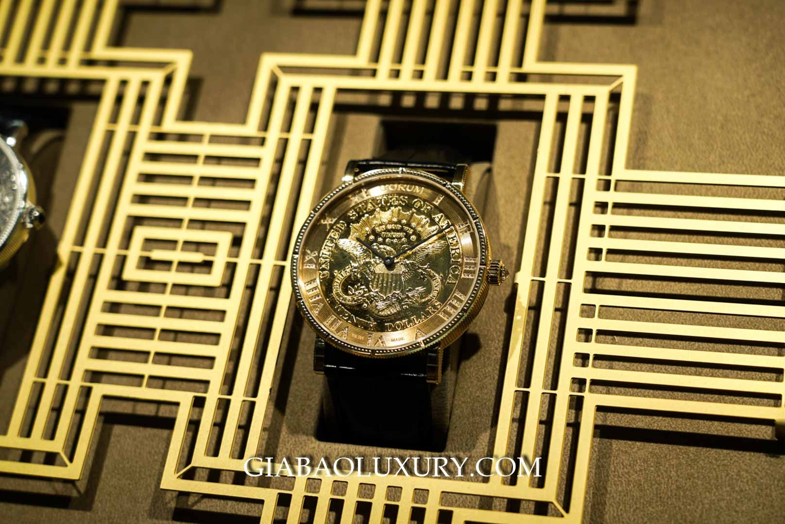 đồng hồ corum