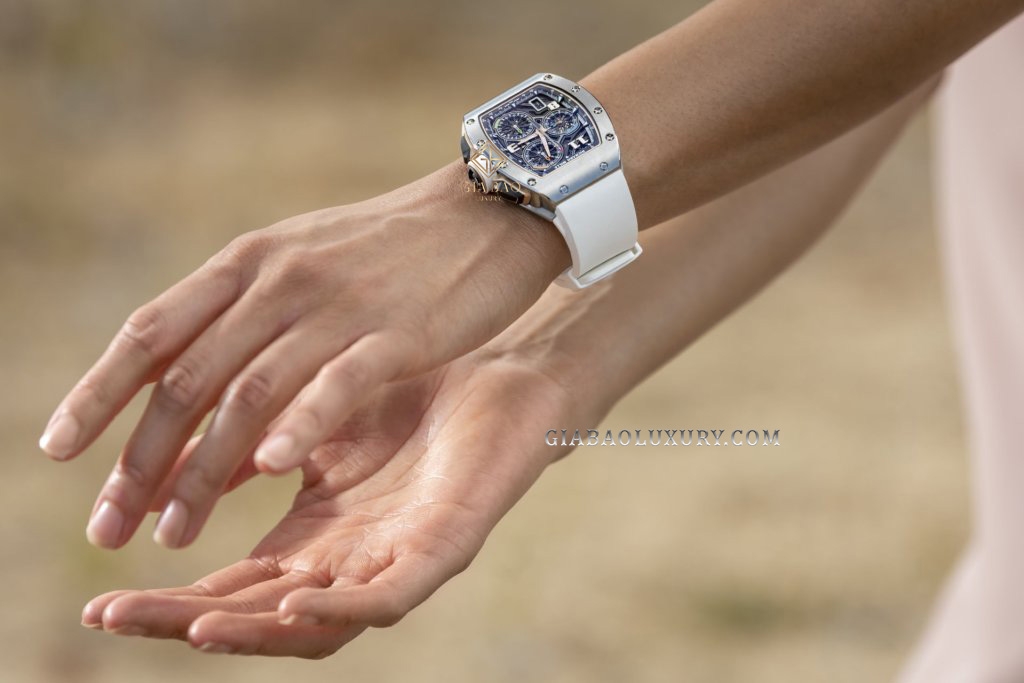 Đồng Hồ Richard Mille RM 72-01 Titanium