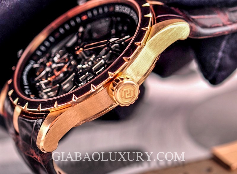 Đồng Hồ Roger Dubuis Excalibur Skeleton Flying Tourbillon RDDBEX0392