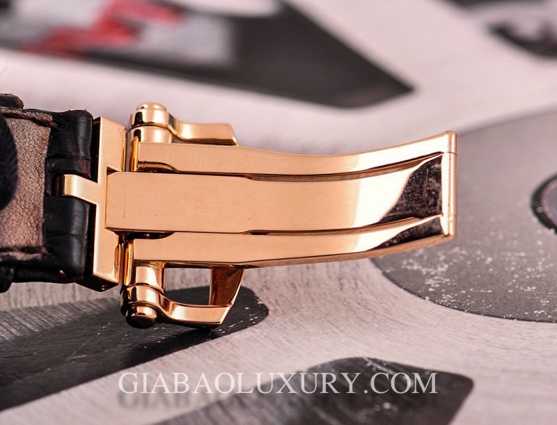 Đồng Hồ Roger Dubuis Excalibur Skeleton Flying Tourbillon RDDBEX0392