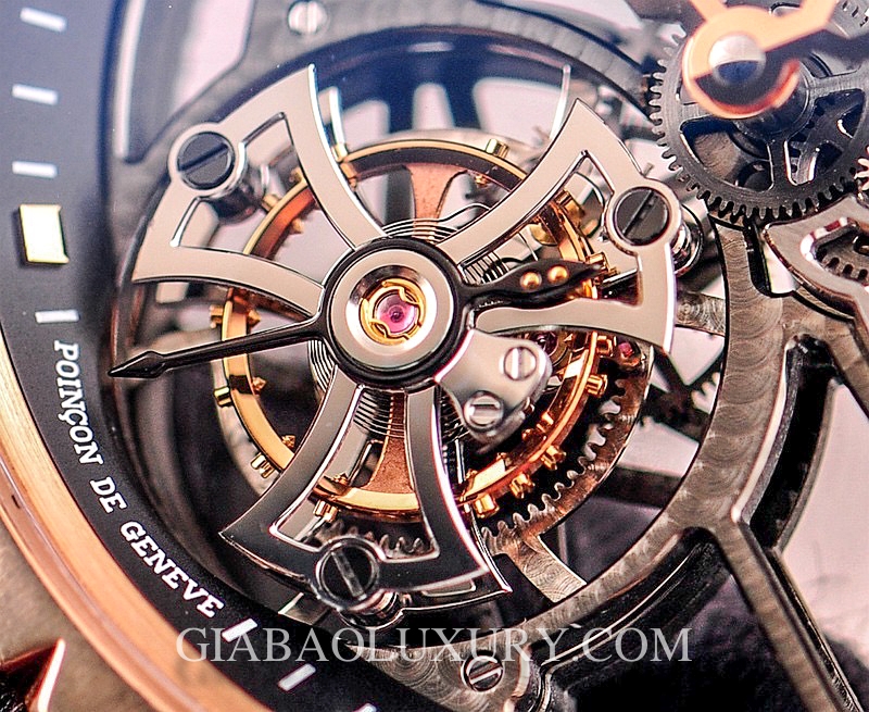 Đồng Hồ Roger Dubuis Excalibur Skeleton Flying Tourbillon RDDBEX0392