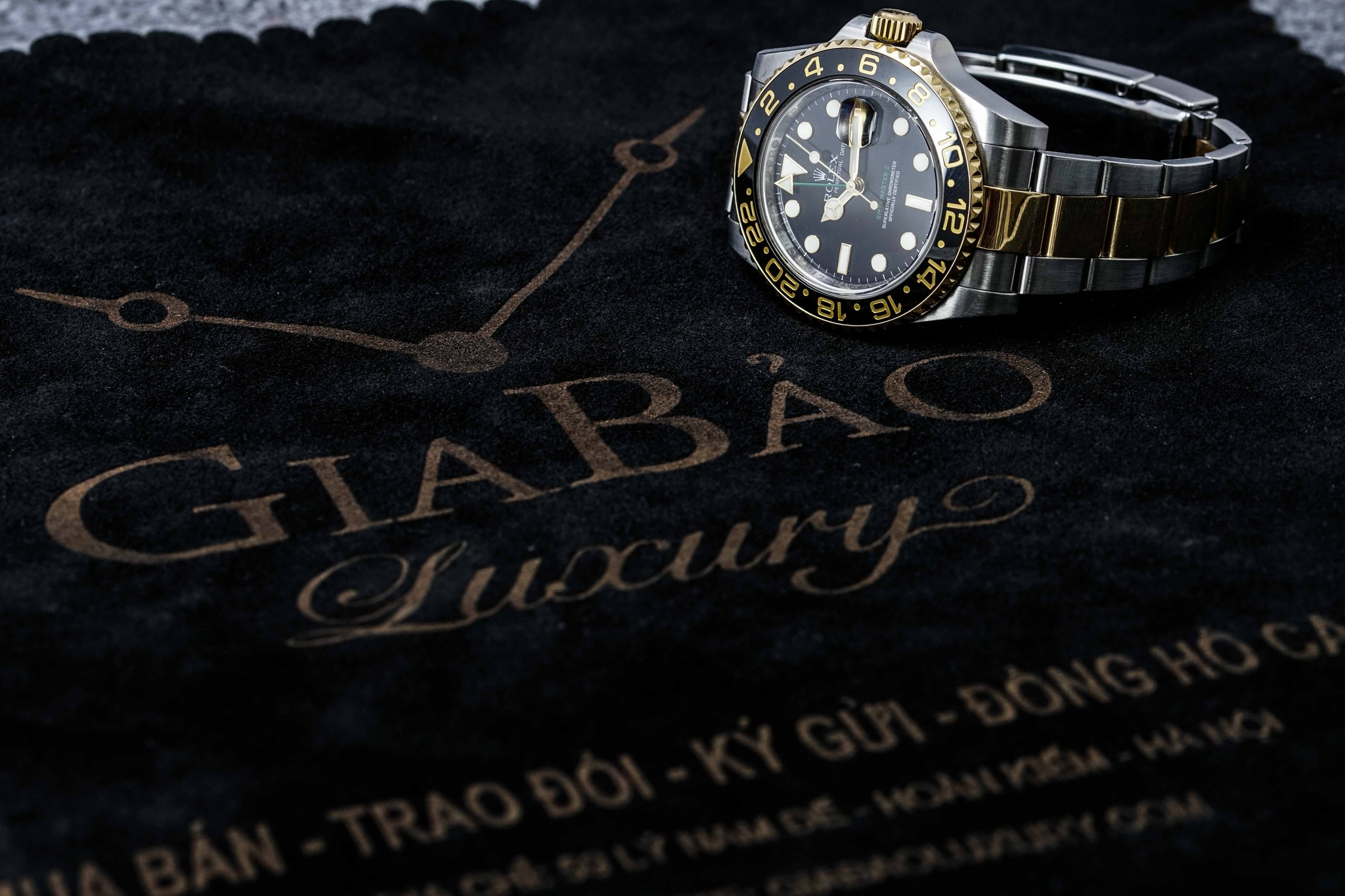 đồng hồ rolex gmt-master II 116713LN