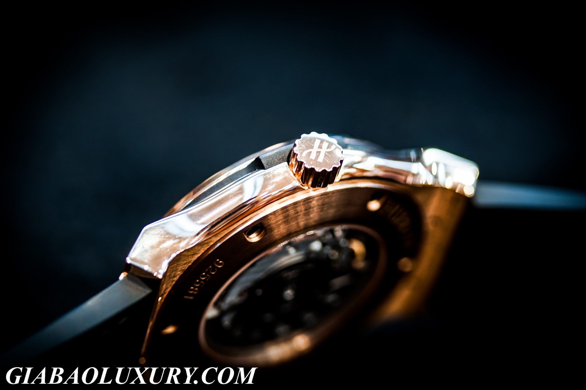 HUBLOT FUSION CLASSIC 18K KING GOLD