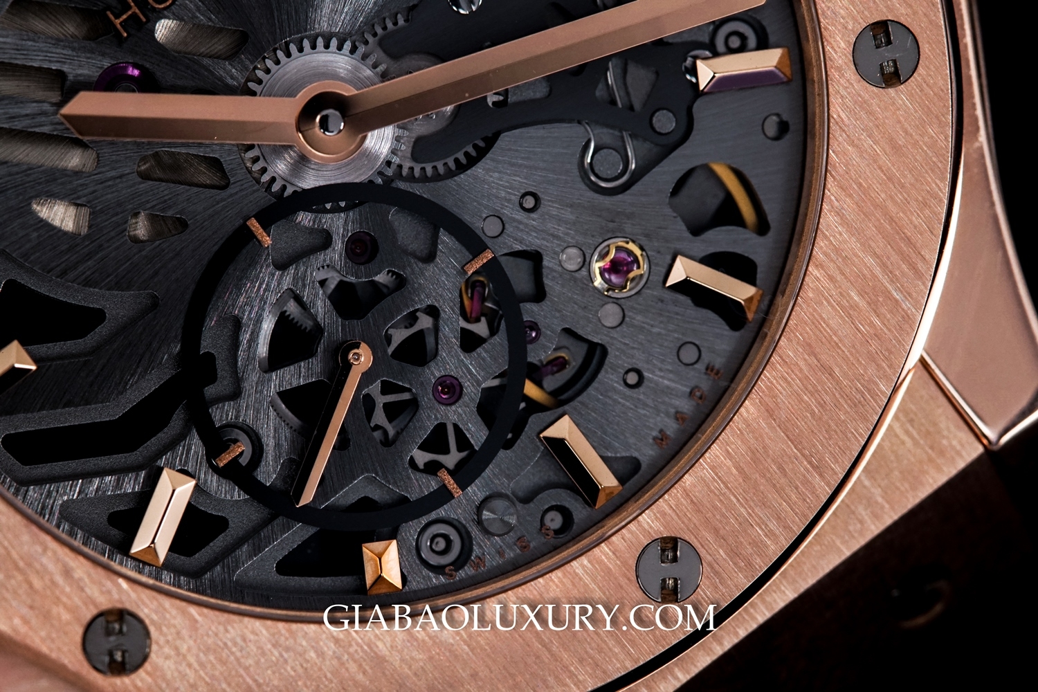 đồng hồ Hublot Classic Fusion Ultra-Thin Skeleton King Gold