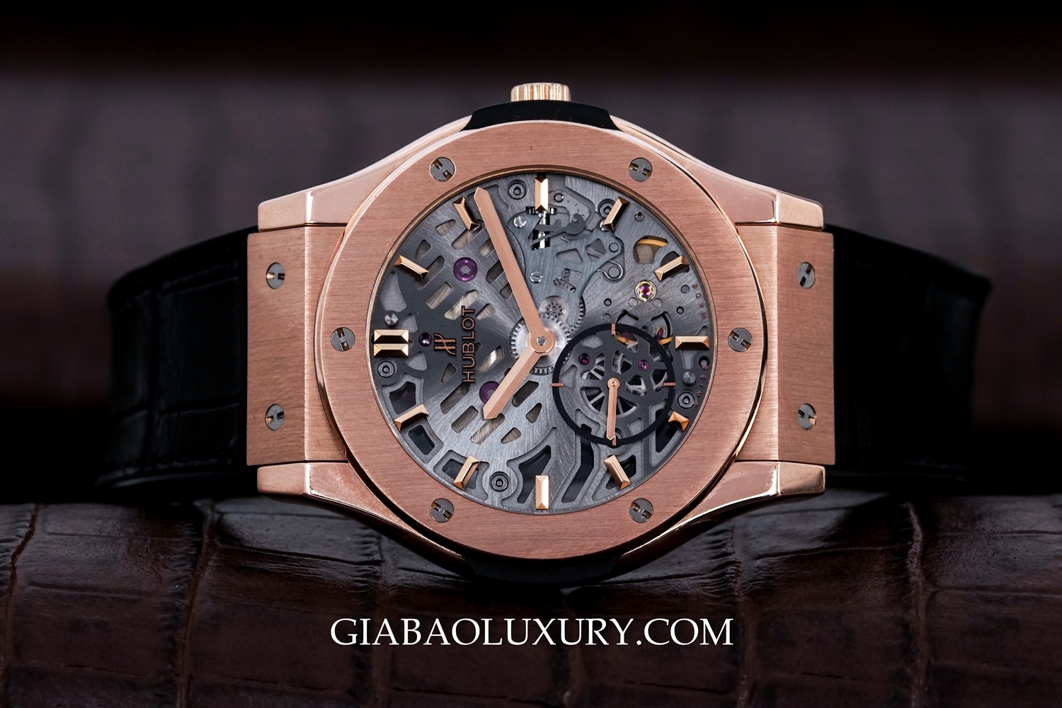 đồng hồ Hublot Classic Fusion Ultra-Thin Skeleton King Gold