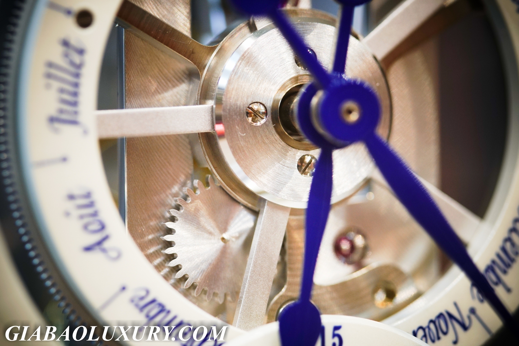 ĐỒNG HỒ JAEGER-LECOULTRE ATMOS