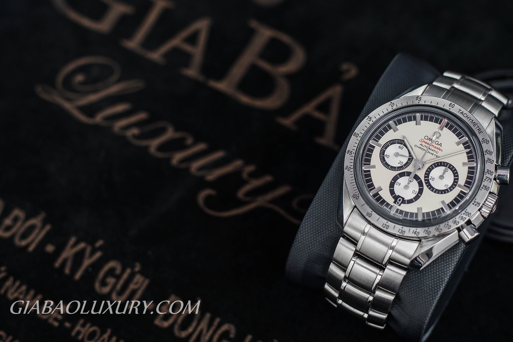 Đồng Hồ Omega Speedmaster Michael Schumacher The Legend Collection