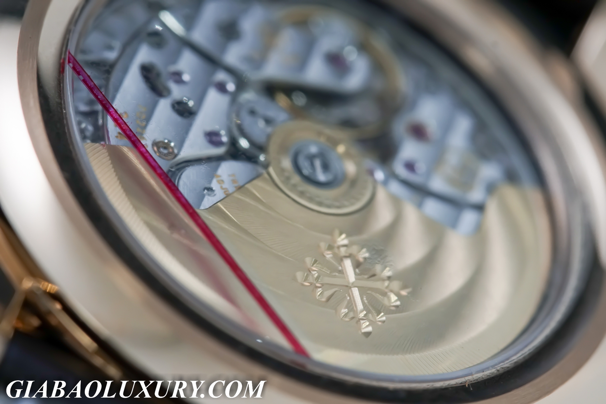 ĐỒNG HỒ PATEK PHILIPPE 5205R LỊCH THƯỜNG NIÊN