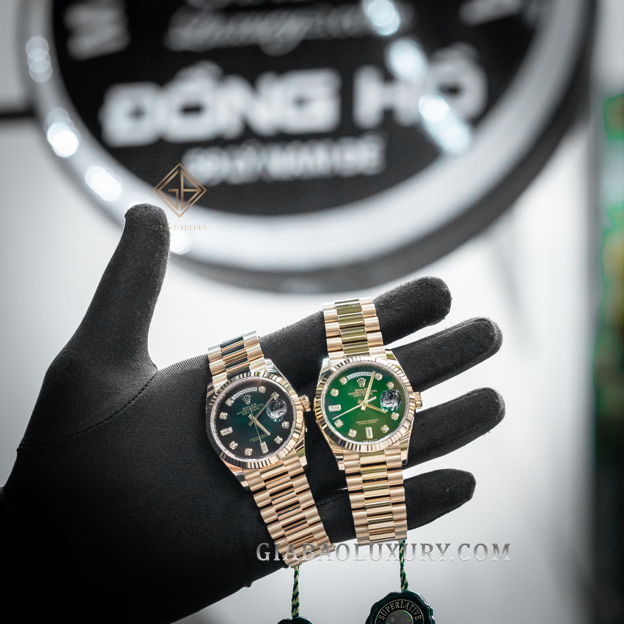 Đồng Hồ Rolex Day-Date 36 128238 Mặt Số Ombre Xanh Lá