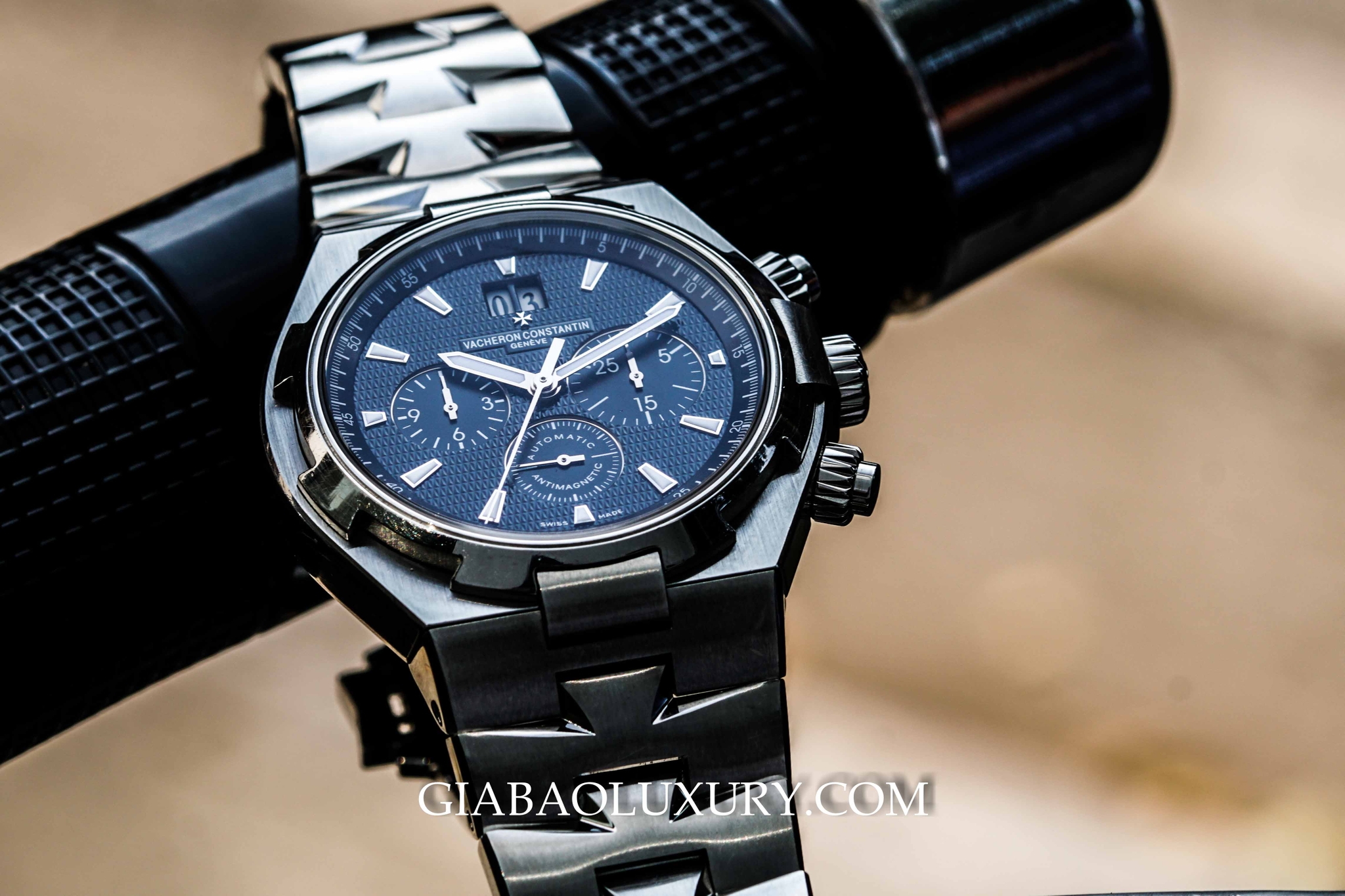 Đồng Hồ Vacheron Constantin Overseas Chronograph 49150/B01A-9097