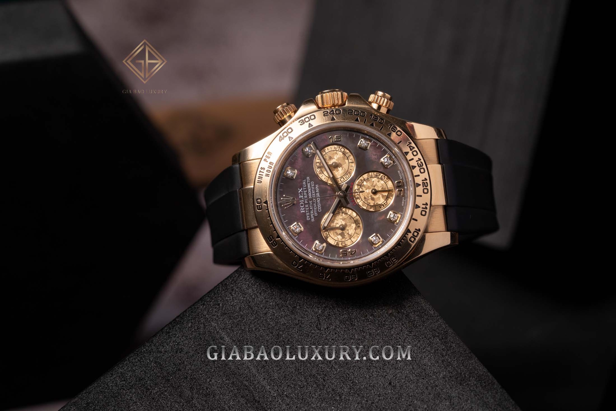 Đồng Hồ Rolex Cosmograph Daytona 116518 Mặt Số Xà Cừ