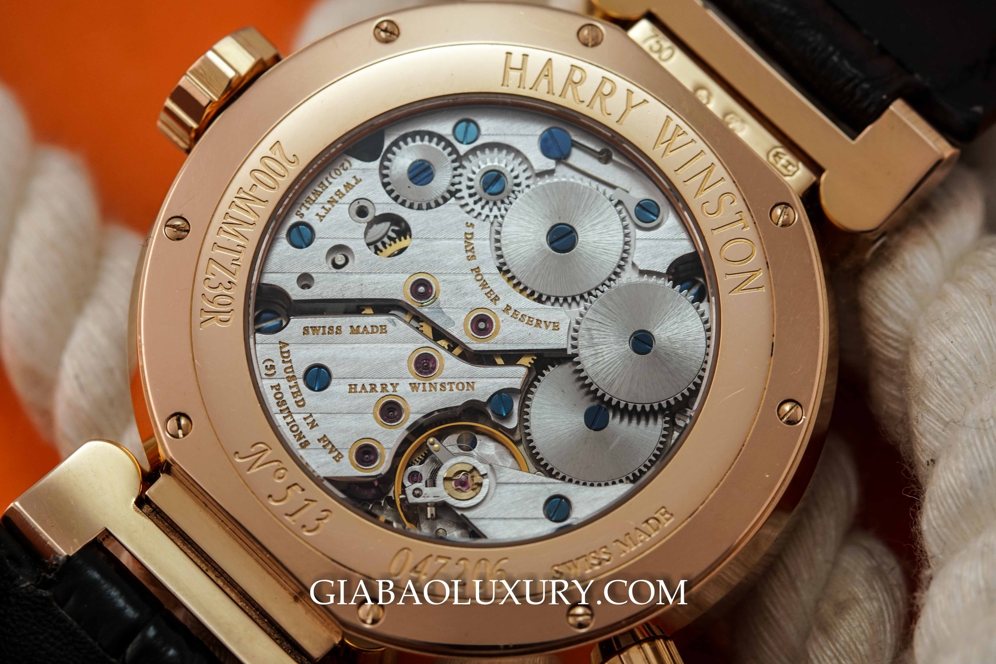 đồng hồ Harry Winston Premier Excenter Time Zone