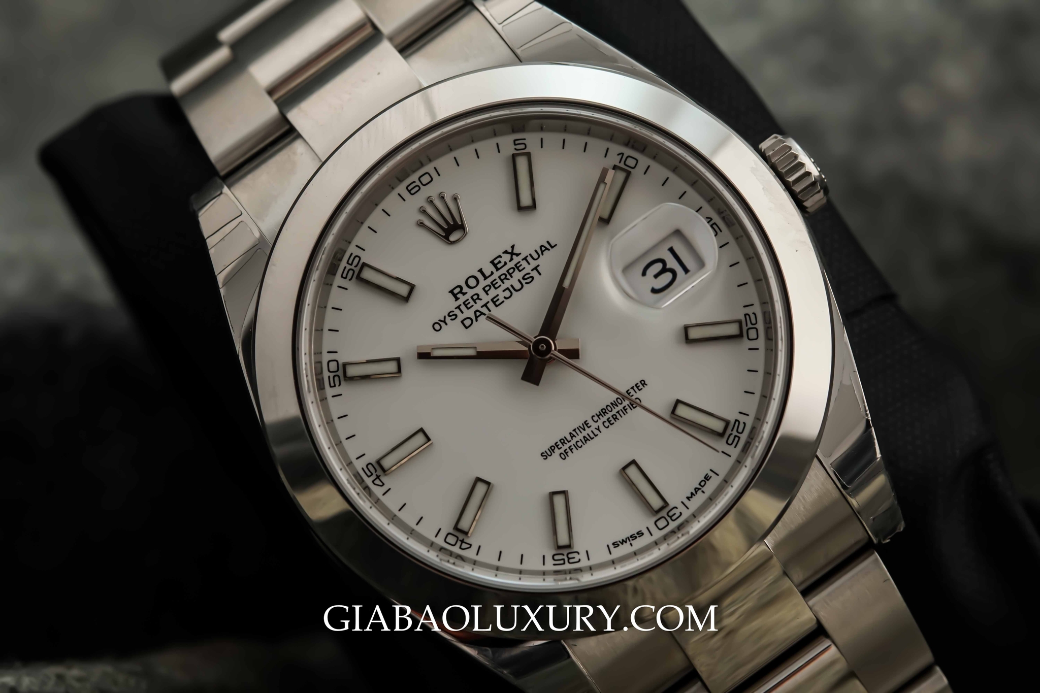 Đồng Hồ Rolex Datejust 126300 Mặt Trắng