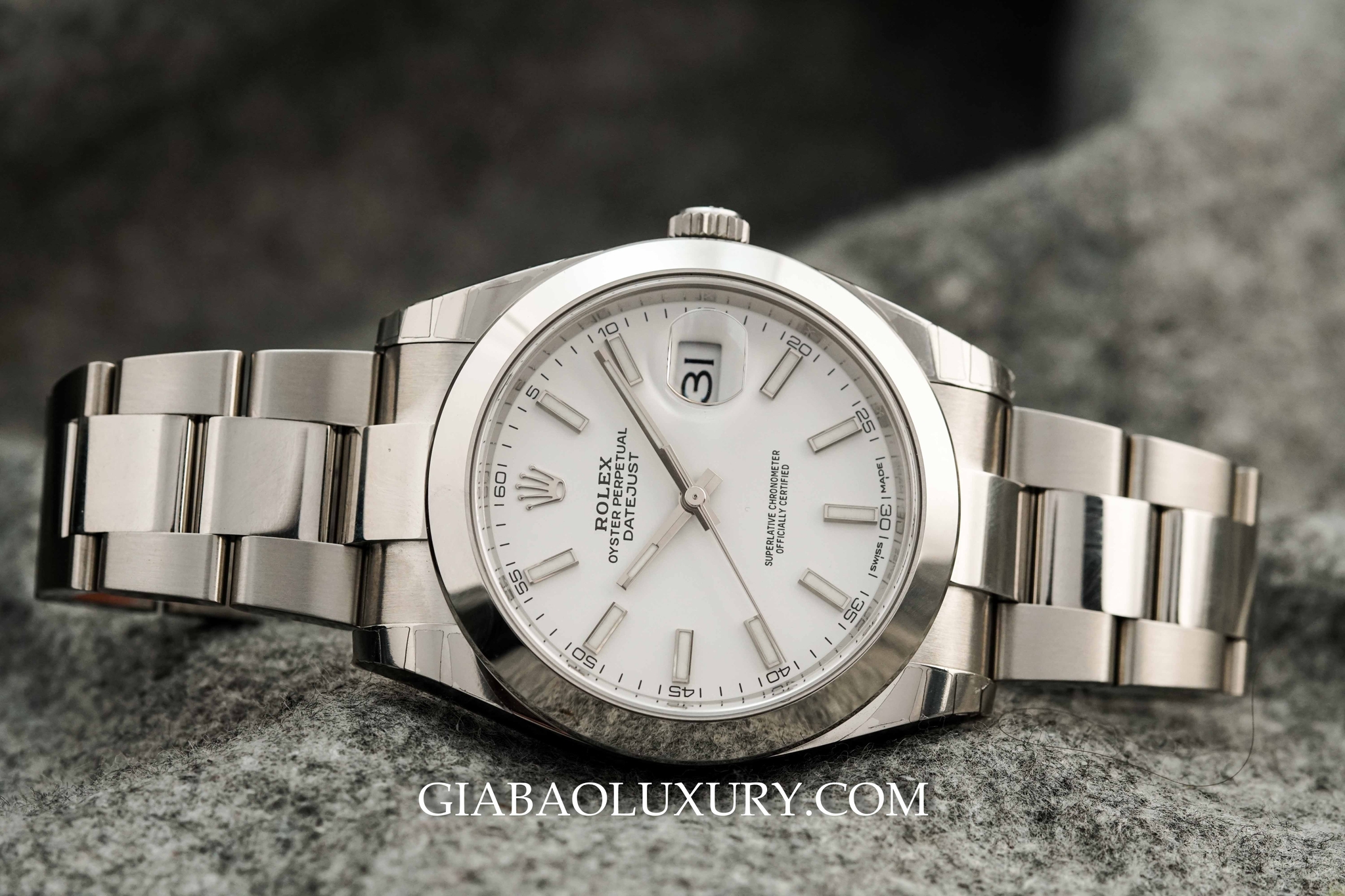 Đồng Hồ Rolex Datejust 126300 Mặt Trắng