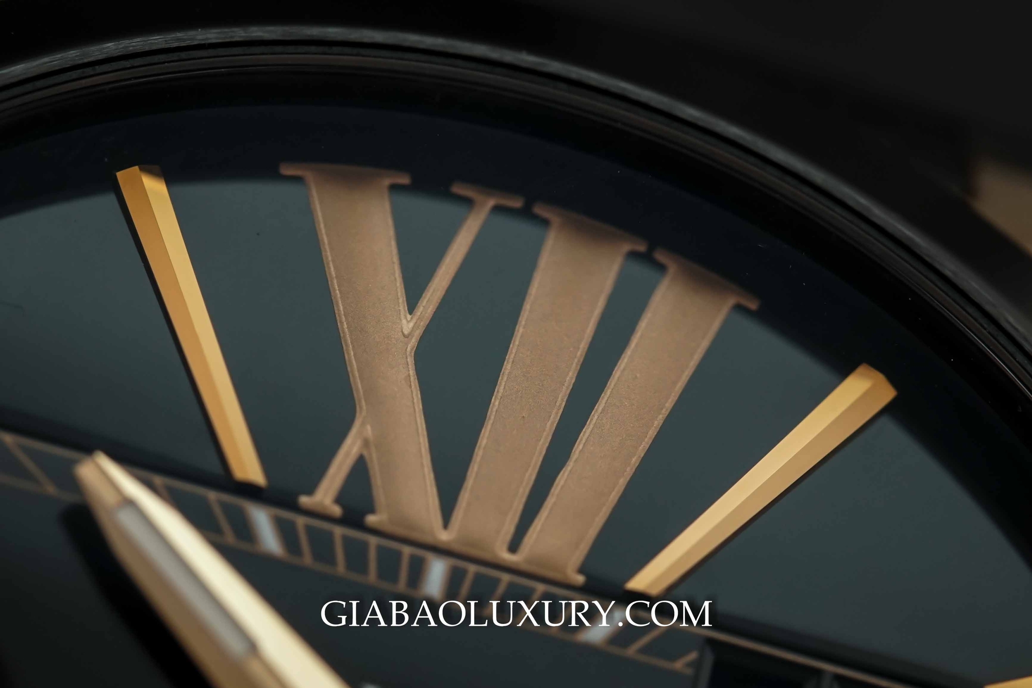 Đồng Hồ Ulysse Nardin Executive Dual Time Gmt