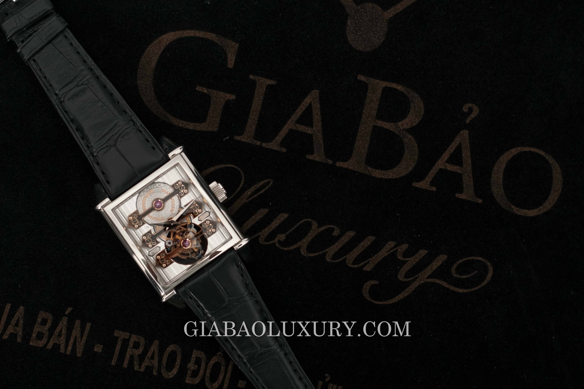 đồng hồ Girard Perregaux