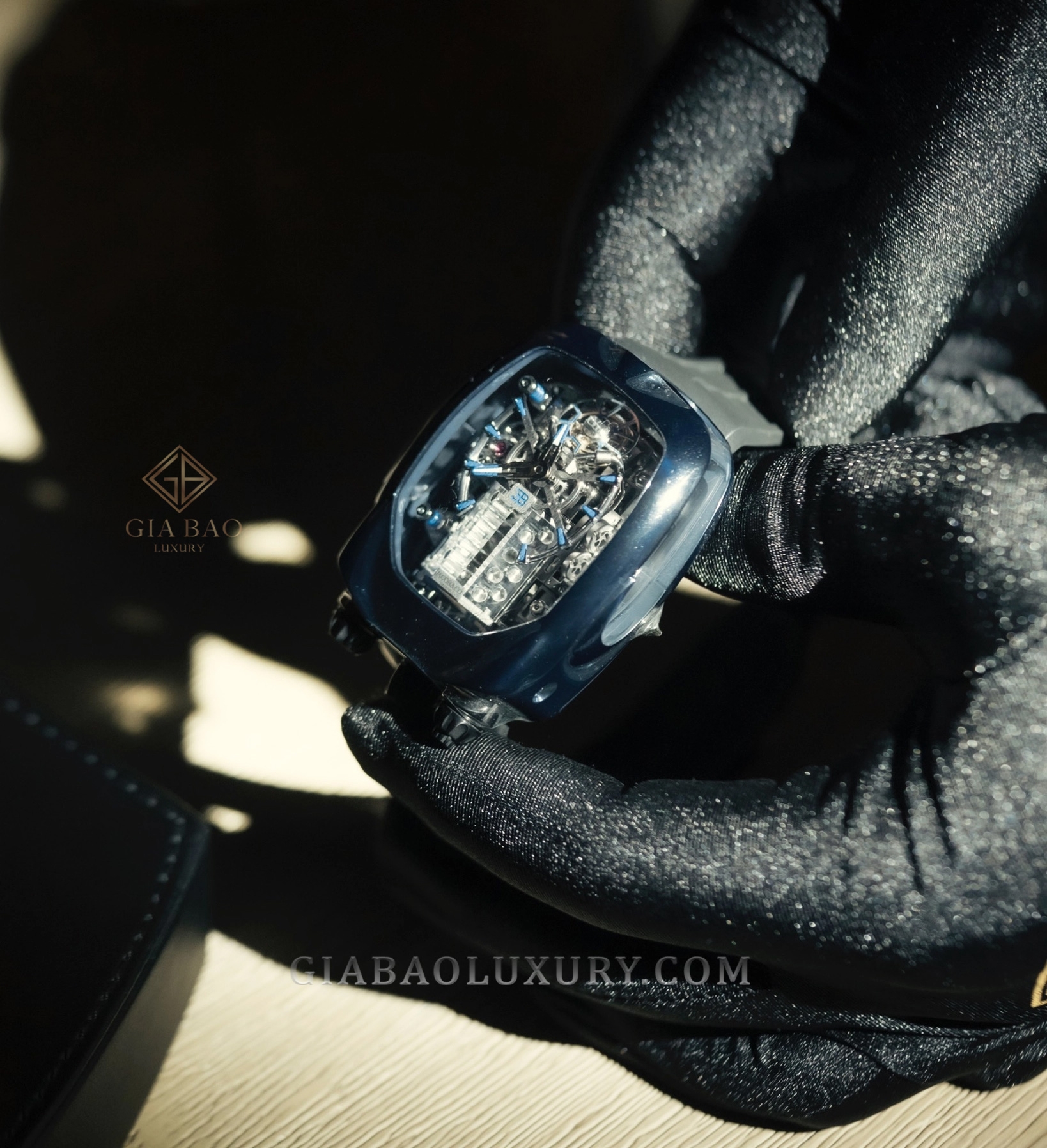 Đồng hồ Jacob & Co. Bugatti Chiron Tourbillon: Siêu xe ước mơ có ngay trên cổ tay