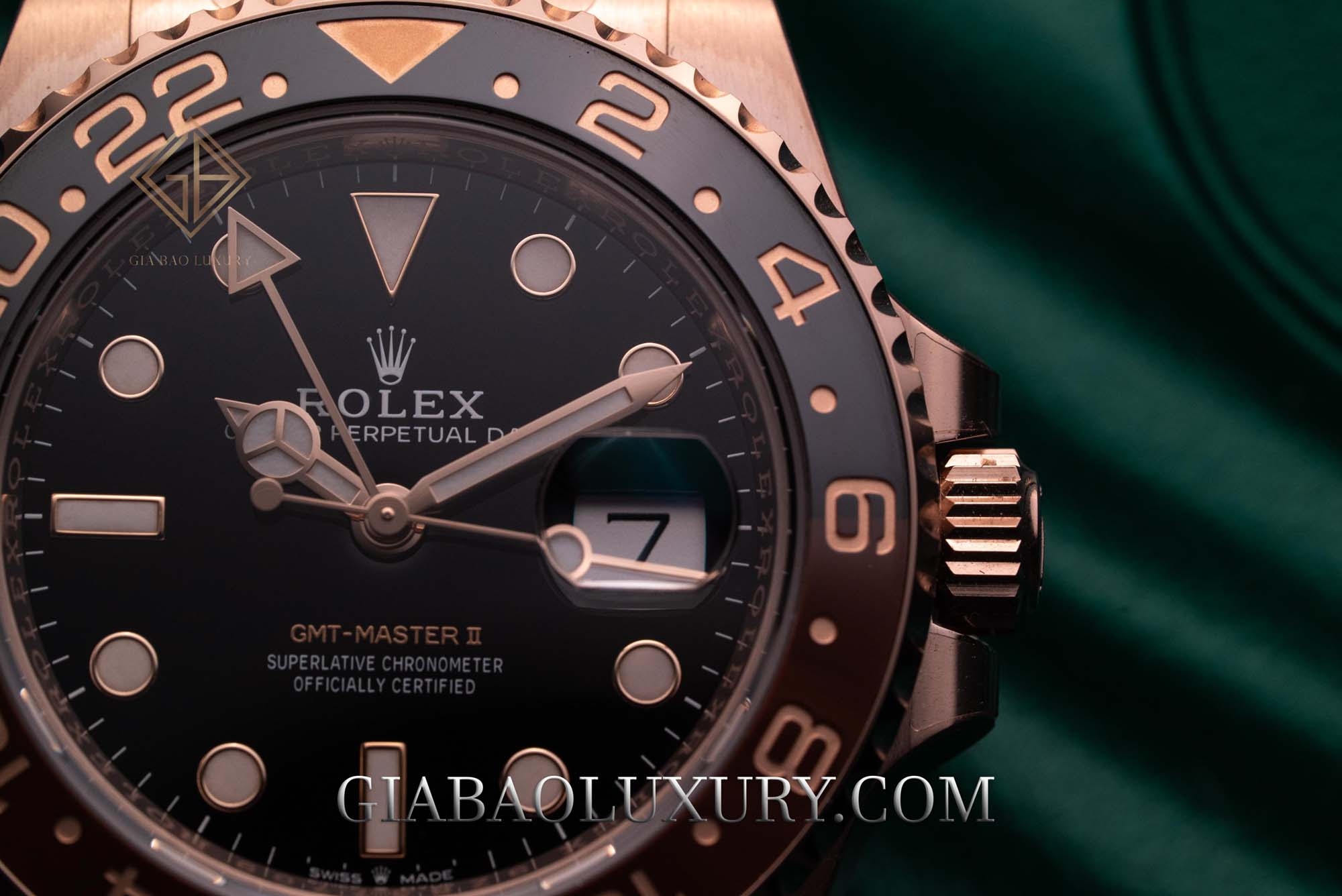 Đồng Hồ Rolex GMT-Master II 126715CHNR