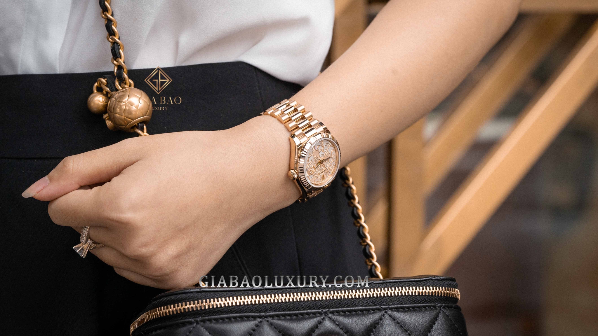 Đồng Hồ Rolex Datejust 31 278275 Mặt Số Vỏ Trai Họa Tiết Butterfly