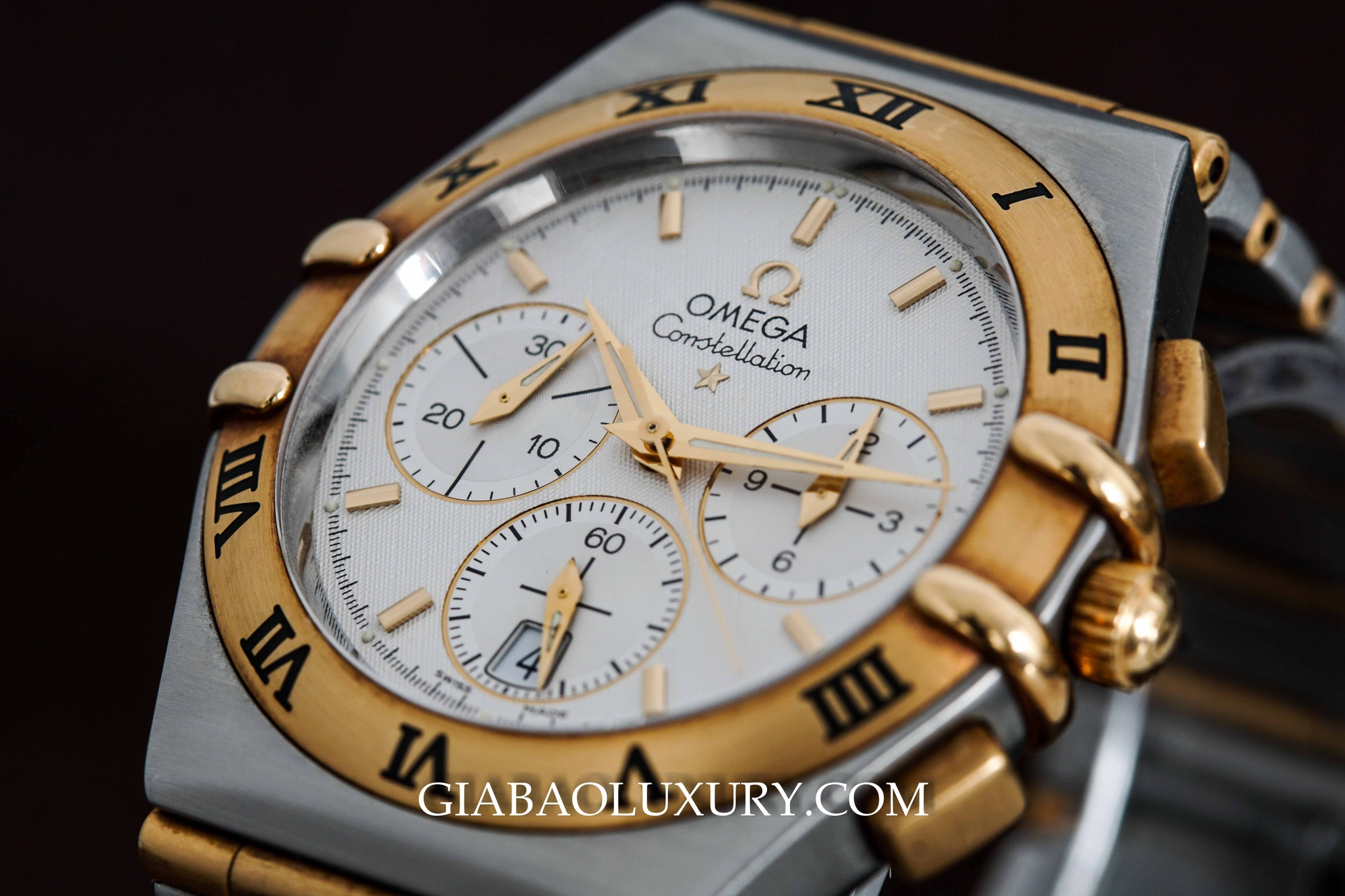 ĐỒNG HỒ OMEGA CONSTELLATION CHRONOGRAPH YELLOW GOLD AND STAINLESS STEEL