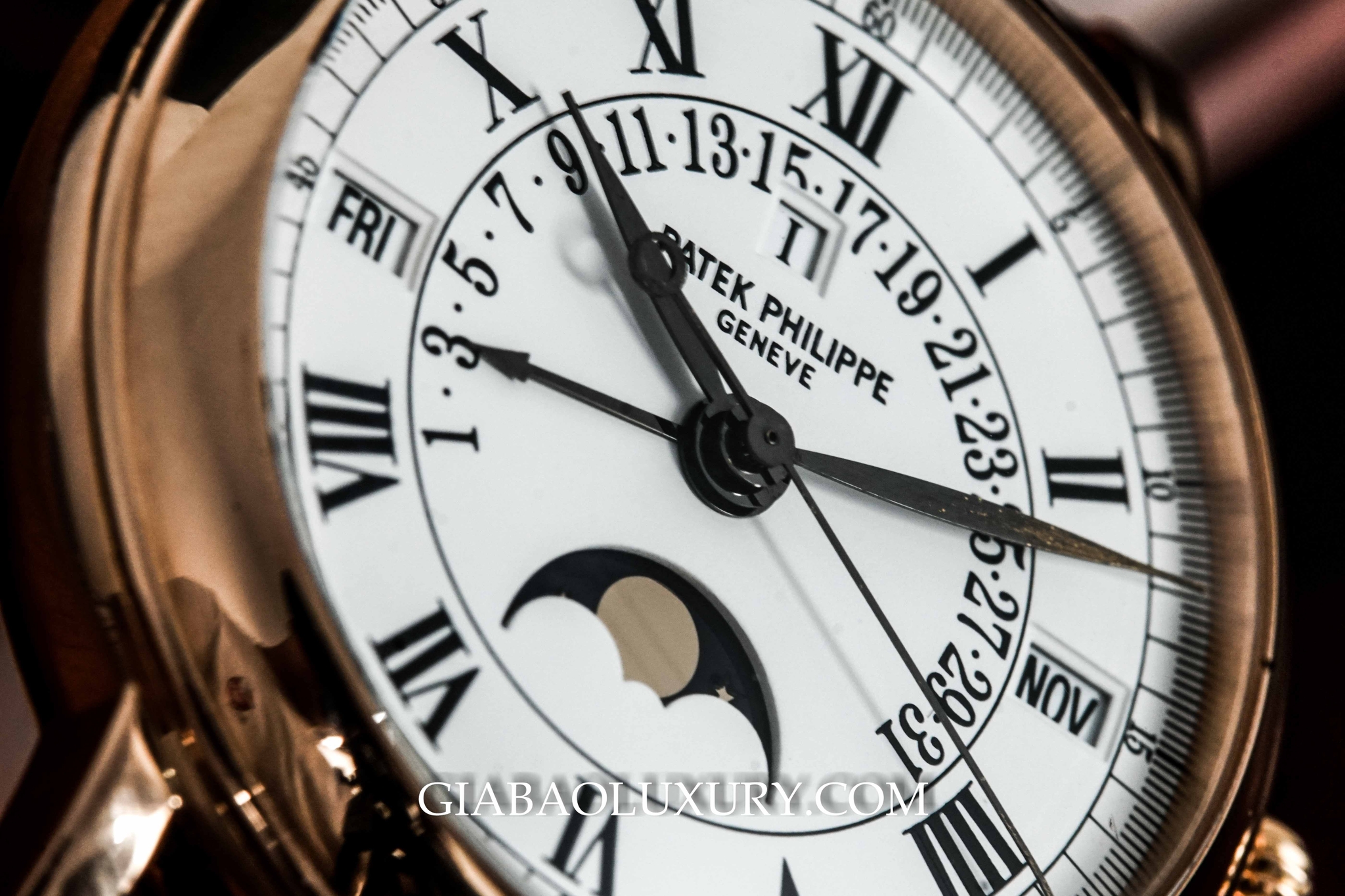 ĐỒNG HỒ PATEK PHILIPPE PERPETUAL CALENDAR RETROGRADE 5059R-001