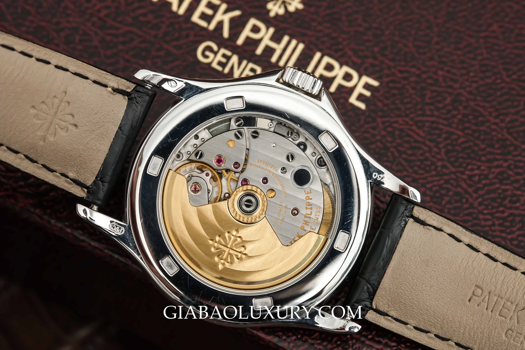 Đồng hồ Patek Philippe Calatrava 5117G-001