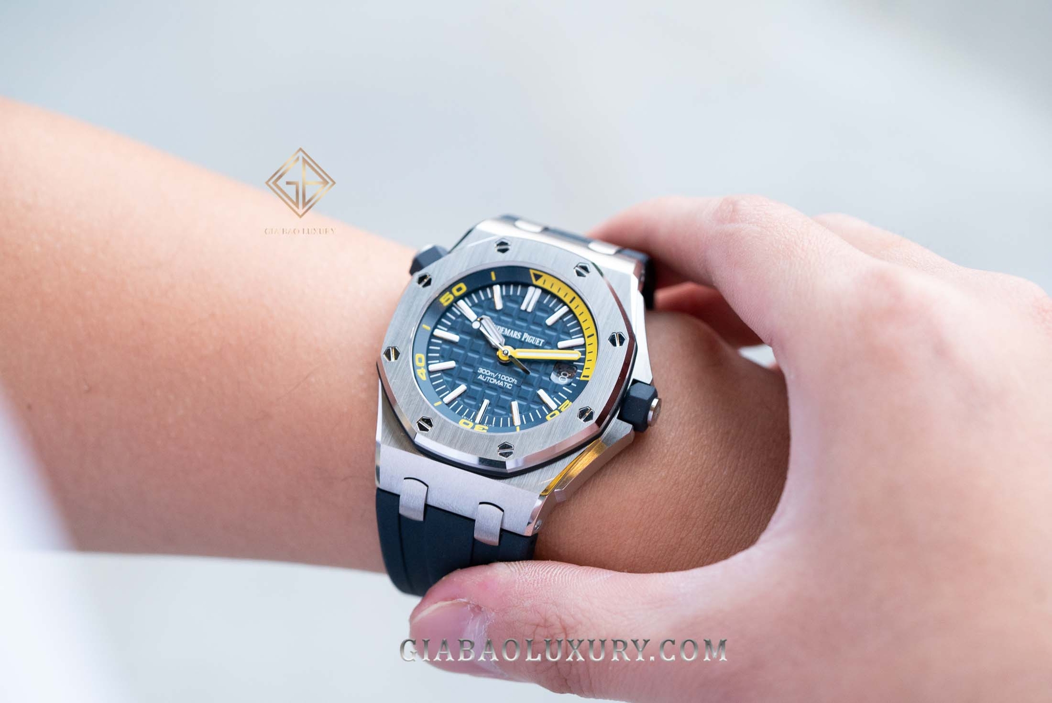 Đồng Hồ Audemars Piguet Royal Oak Offshore Diver 15710ST.OO.A027CA.01