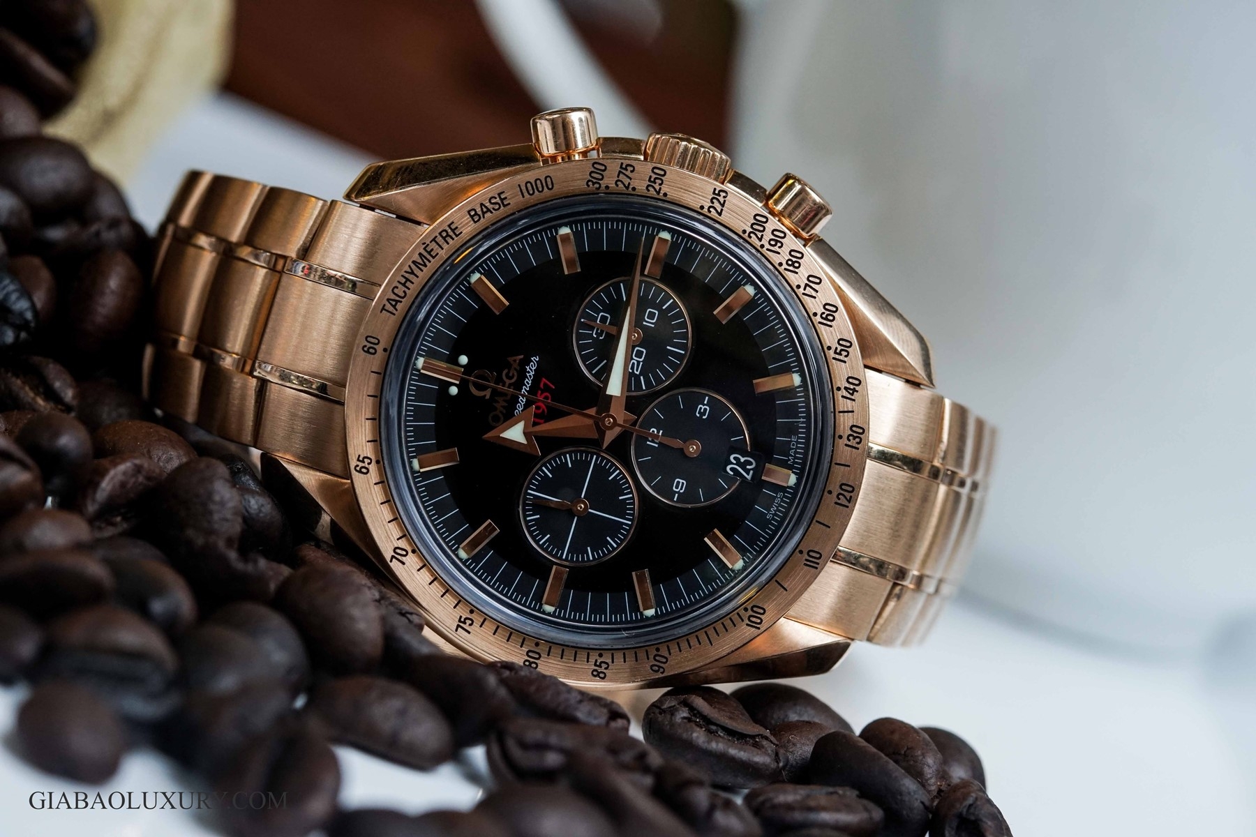 Đồng Hồ Omega Speedmaster Broad Arrow 1957