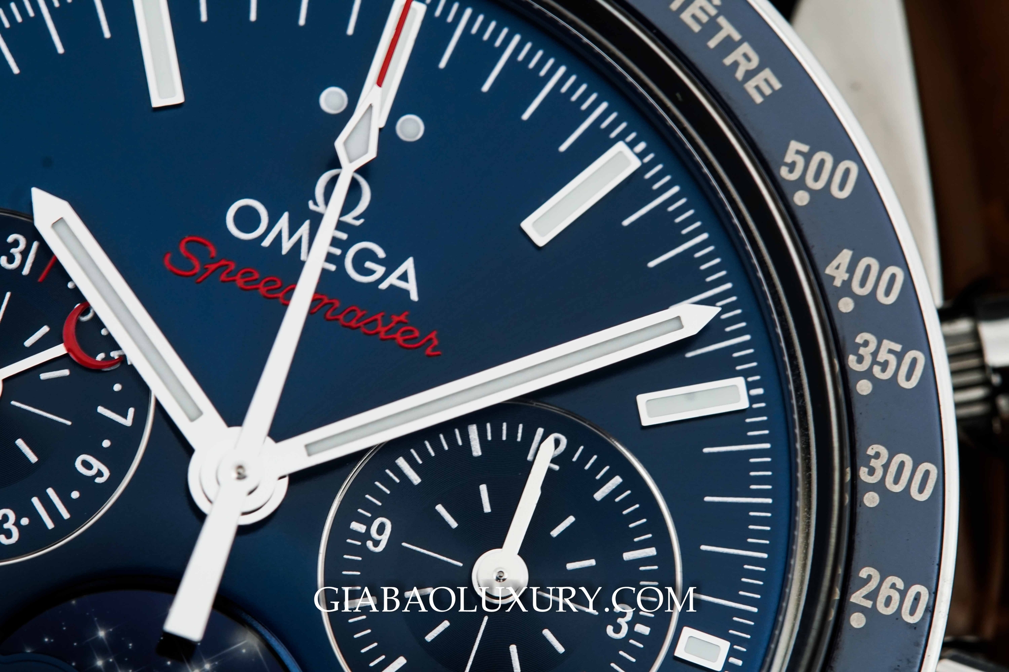 Đồng Hồ Omega Speedmaster Moonwatch MoonPhase Chronograph Master Chronometer