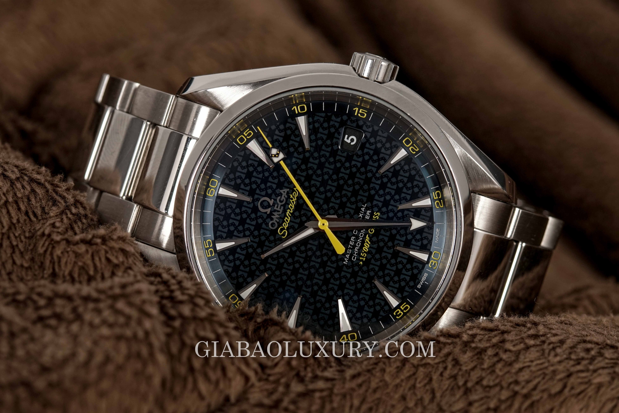 Đồng Hồ Omega Seamaster James Bond Limited Edition Aqua Terra 231.10.42.21.03.004