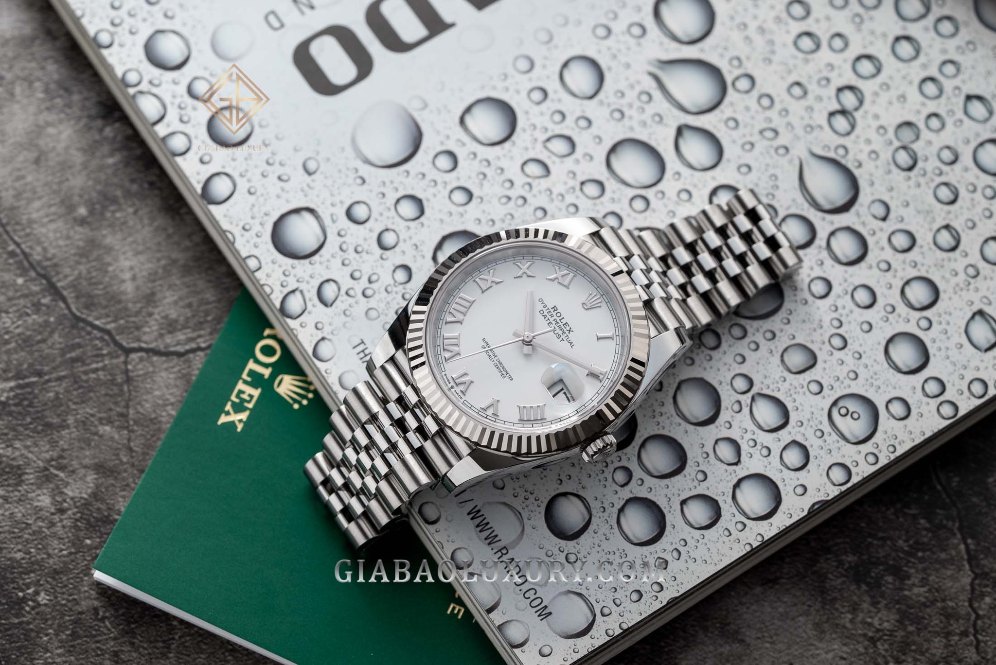 Đồng Hồ Rolex Datejust 41 126334 Mặt Số Trắng Cọc Số La Mã