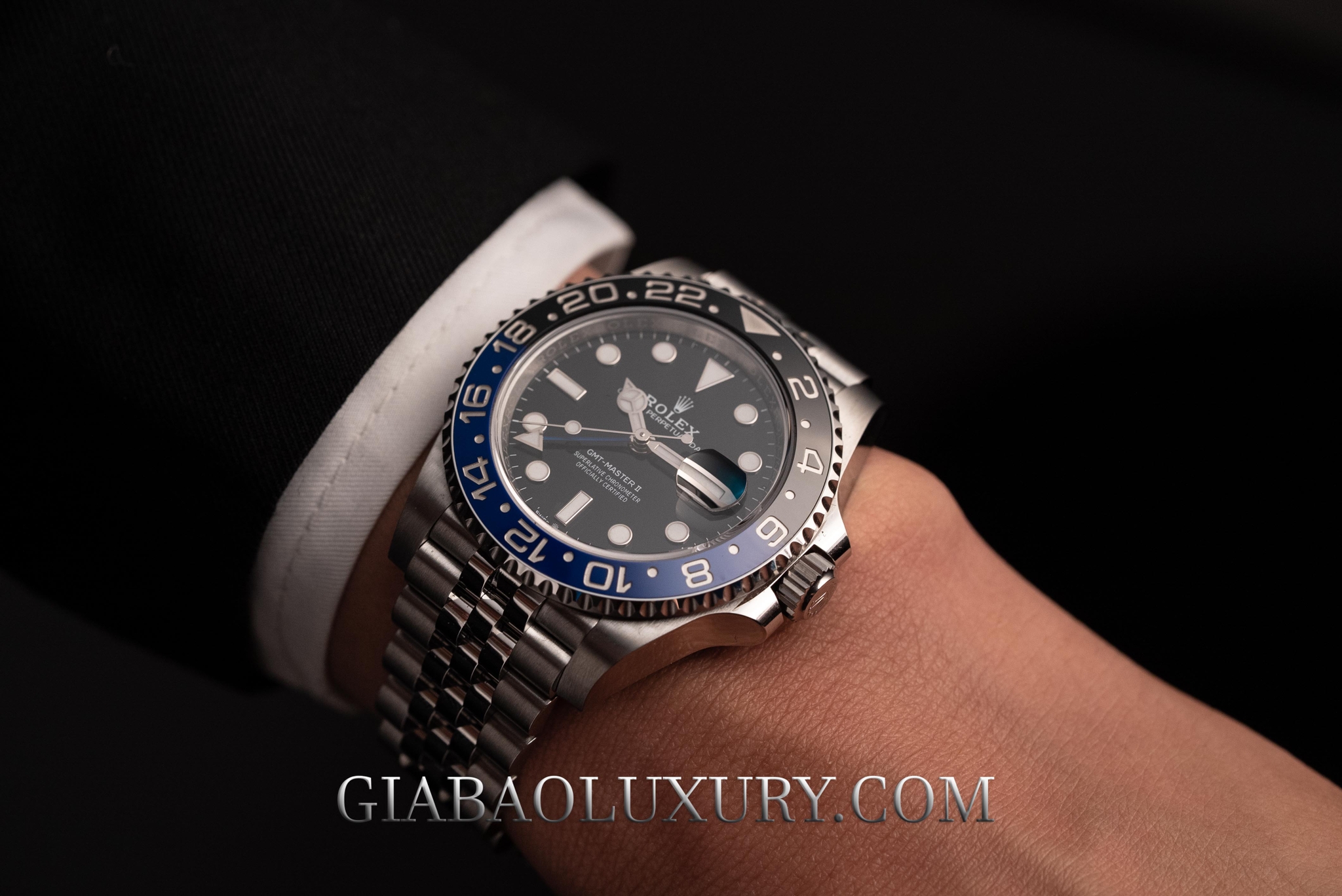 Đồng Hồ Rolex GMT-Master II 126710BLNR