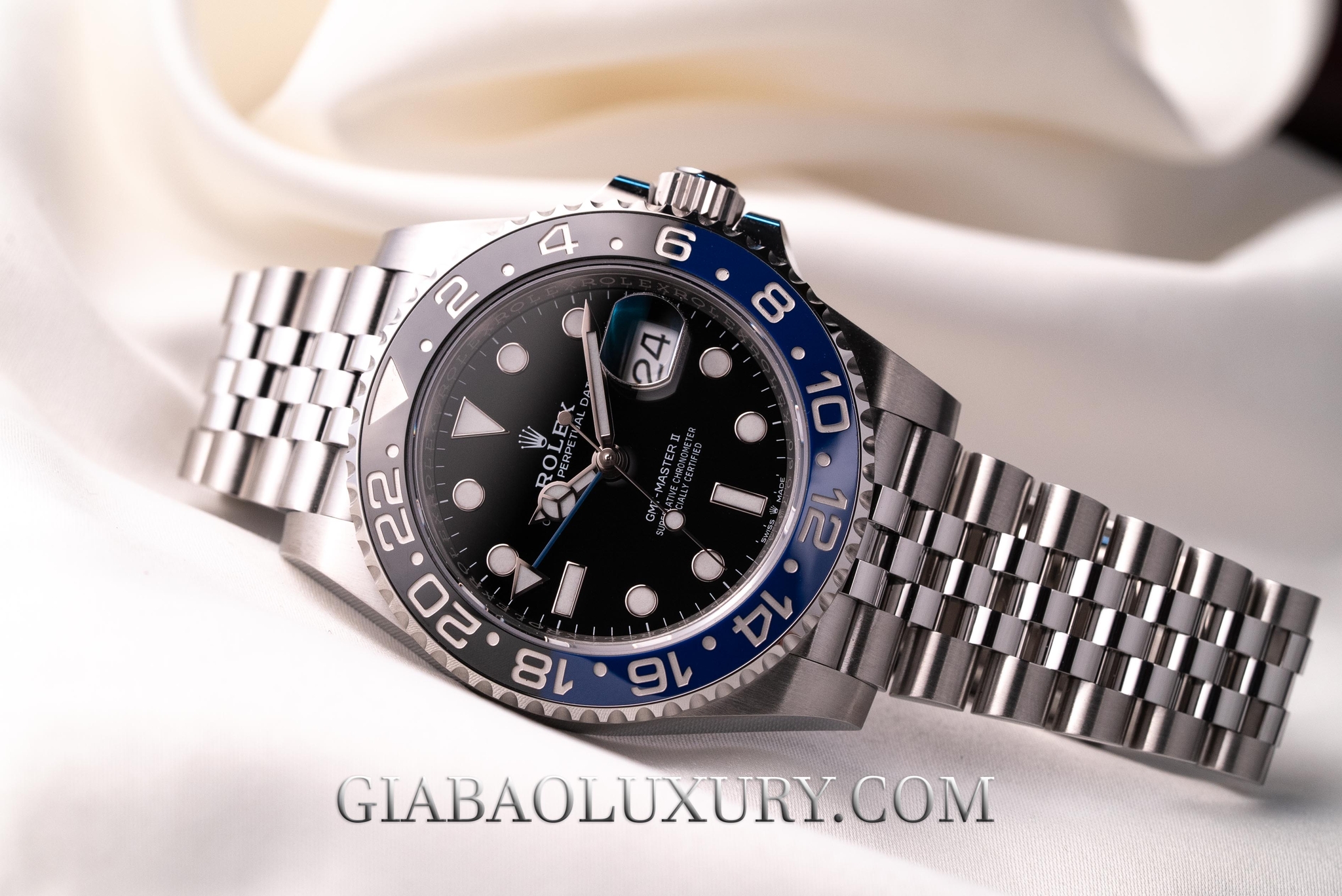 Đồng hồ Rolex GMT-Master Batman 126710BLNR