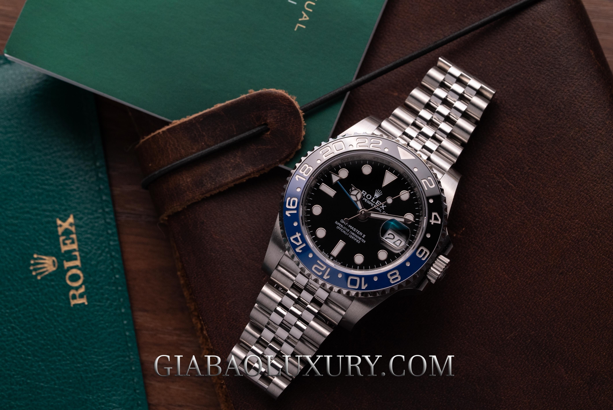 Đồng hồ Rolex GMT-Master Batman 126710BLNR