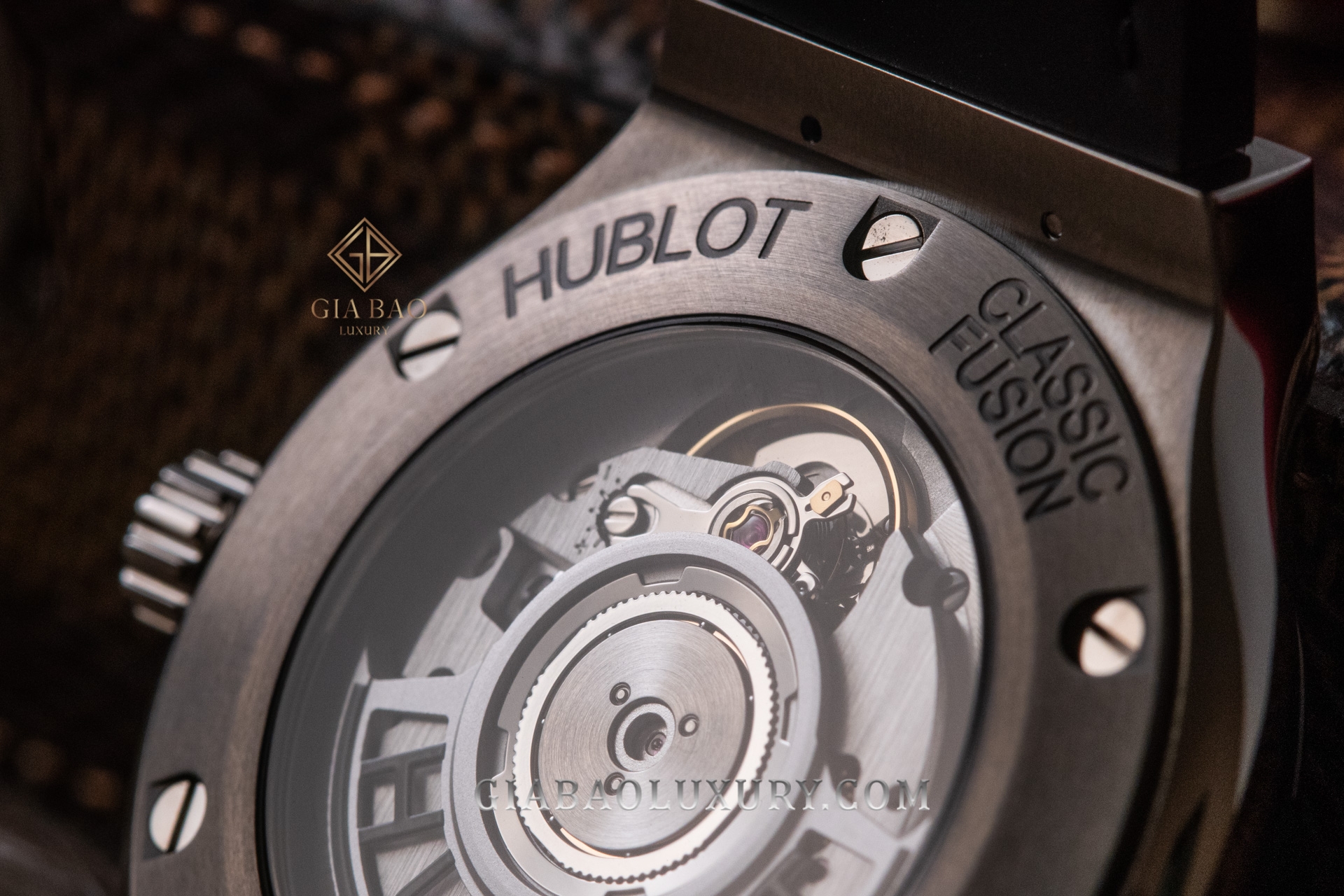 Đồng Hồ Hublot Classic Fusion Titanium  38mm 565.NX.1171.LR