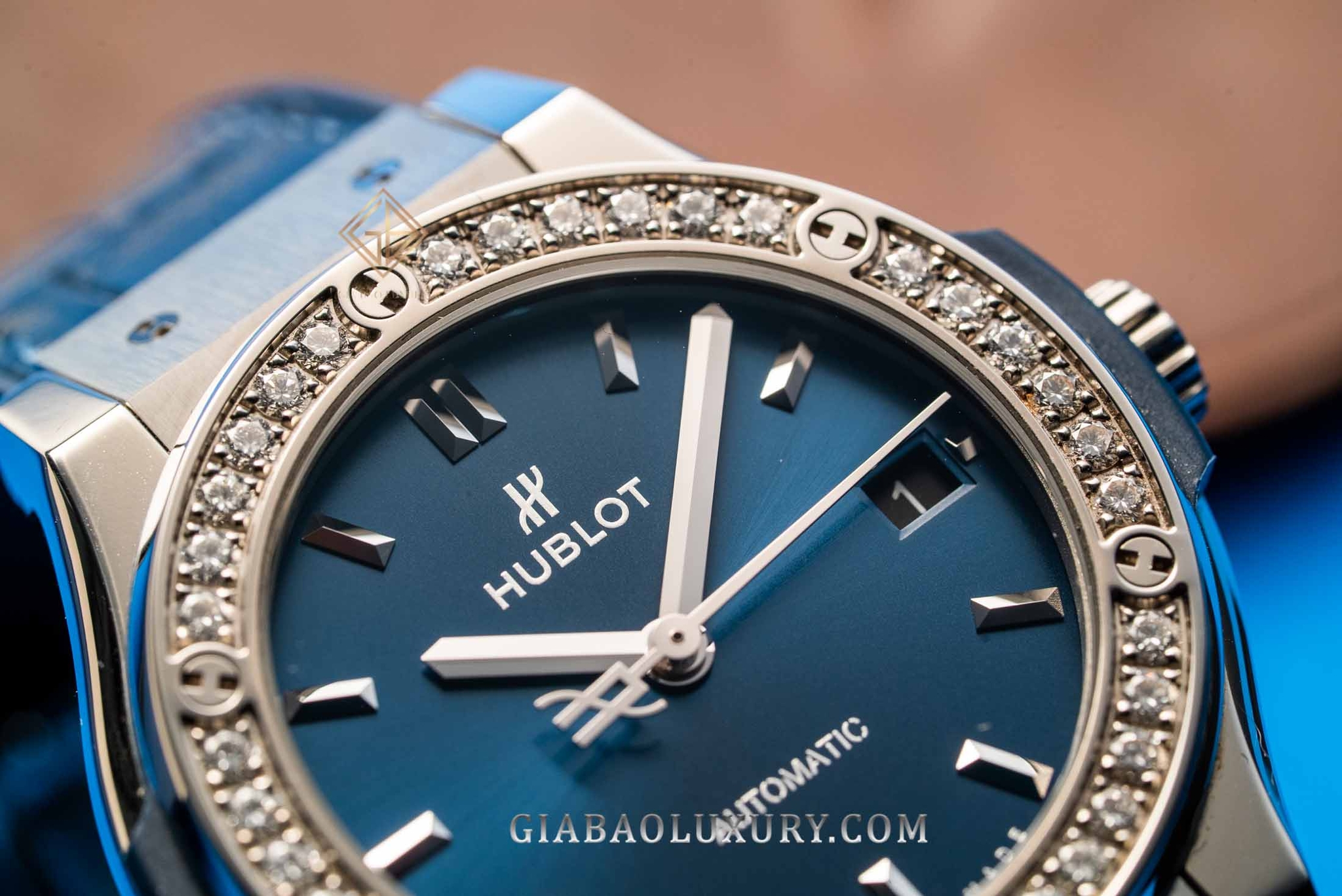 Đồng Hồ Hublot Classic Fusion 565.NX.7170.LR.1204