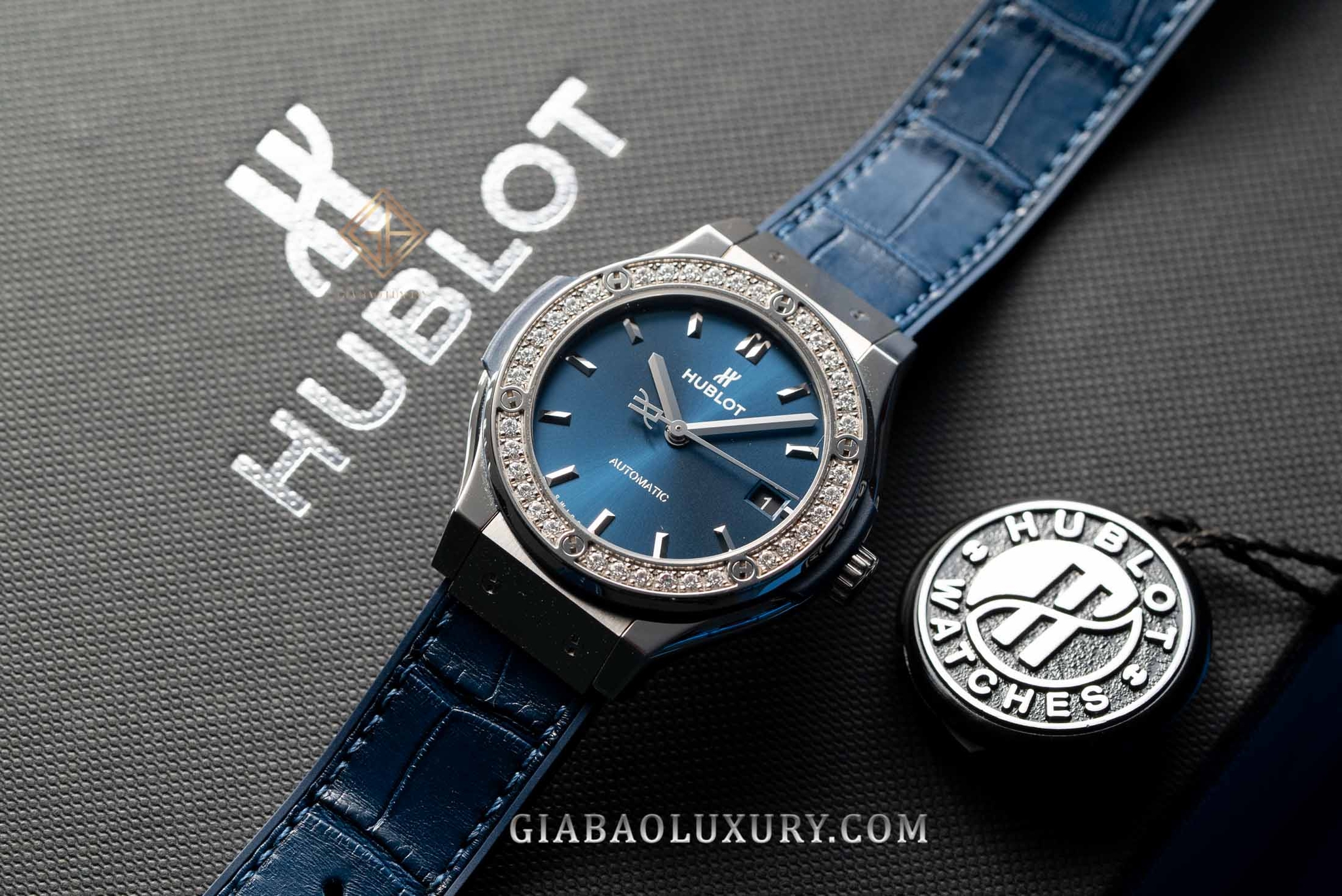 Đồng Hồ Hublot Classic Fusion 565.NX.7170.LR.1204