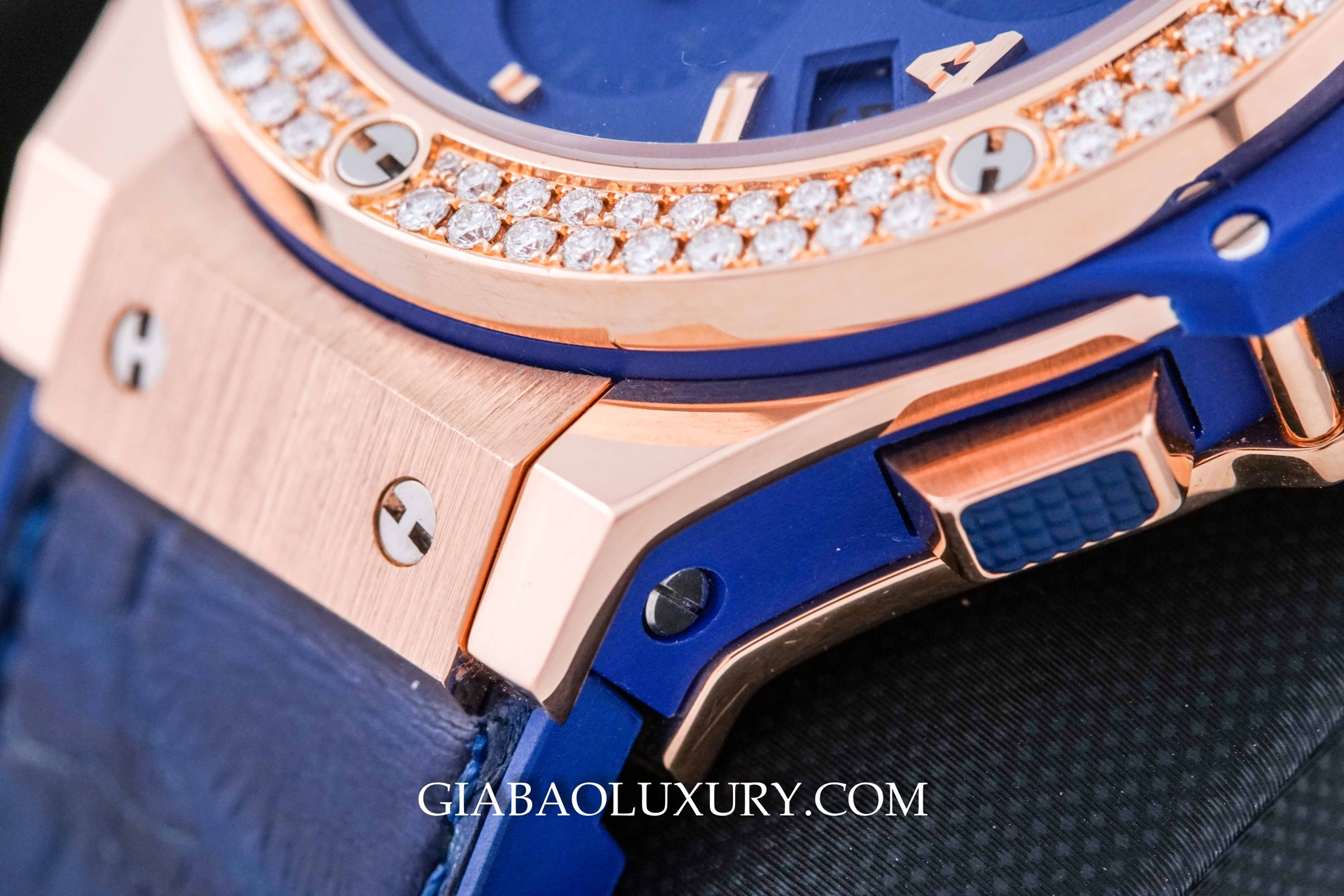 đồng hồ Hublot Big Bang  Blue Diamonds Gold 41