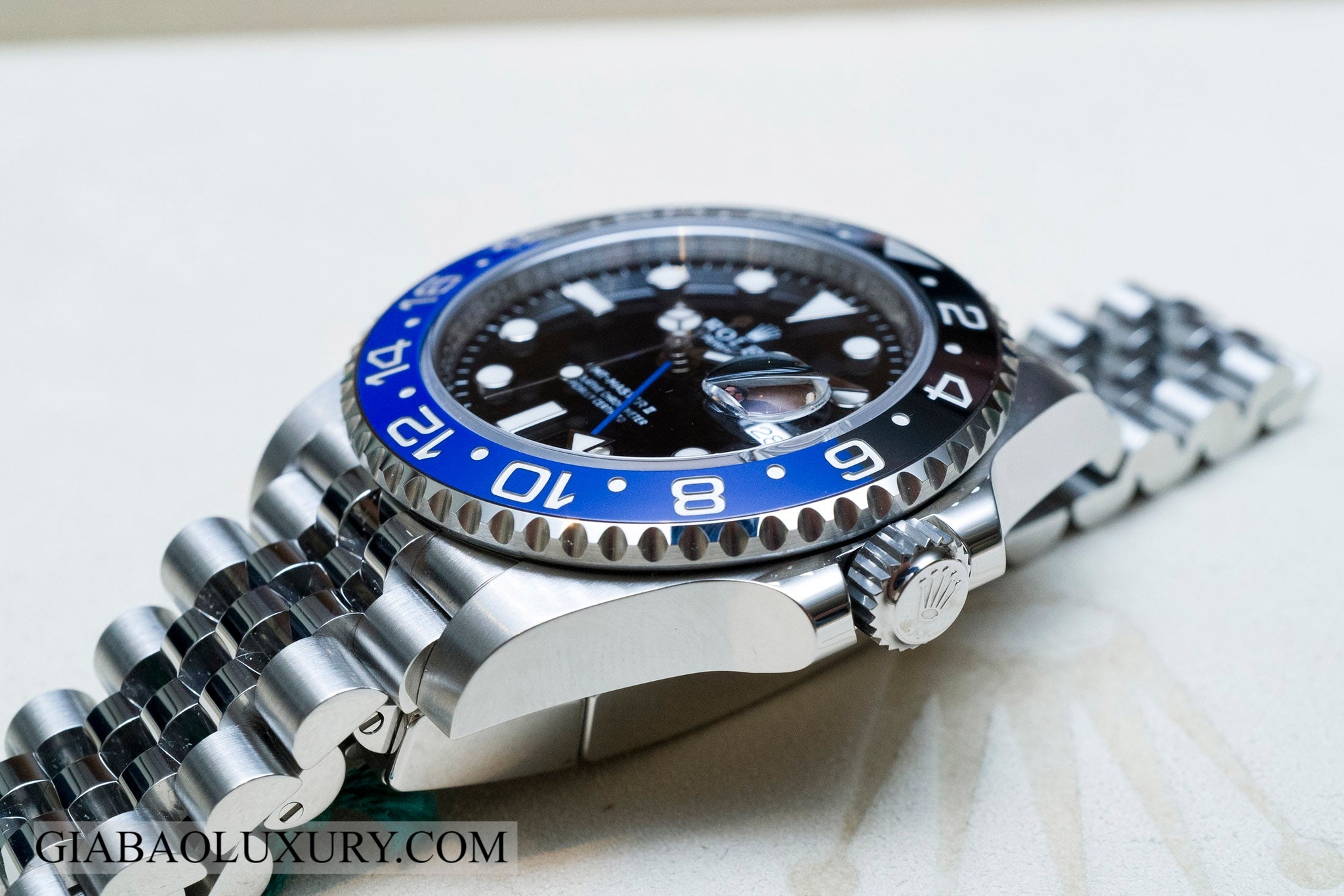 đồng hồ Rolex GMT-Master II 126710BLNR