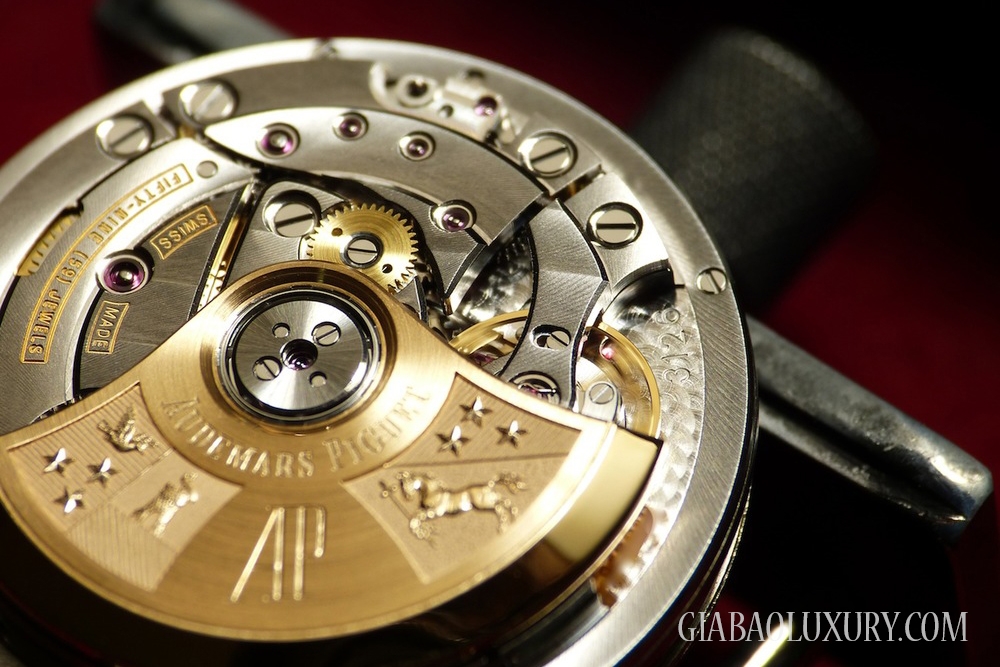 Đồng hồ Audemars Piguet Royal Oak Offshore Combat 26400SO.OO.A054CA.01