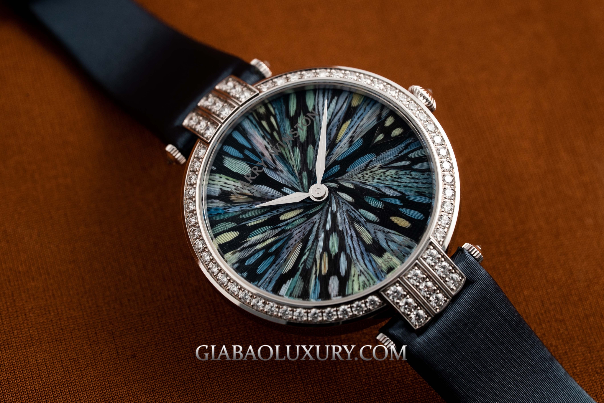 Harry Winston Premier Feathers Ladies Quartz 36mm
