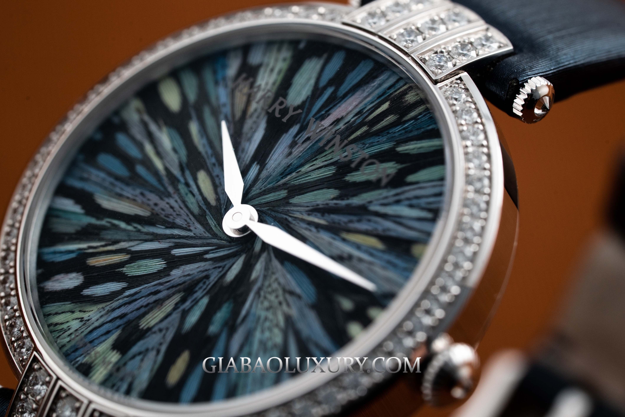 Harry Winston Premier Feathers Ladies Quartz 36mm