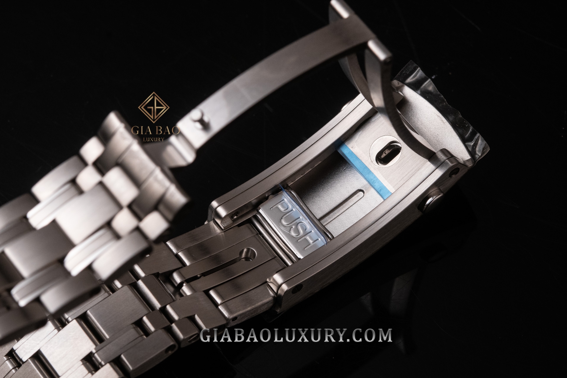 Đồng hồ Omega Seamaster Diver 300m Co-Axial Master Chronometer 42mm Ref 220.10.41.21.01.001.