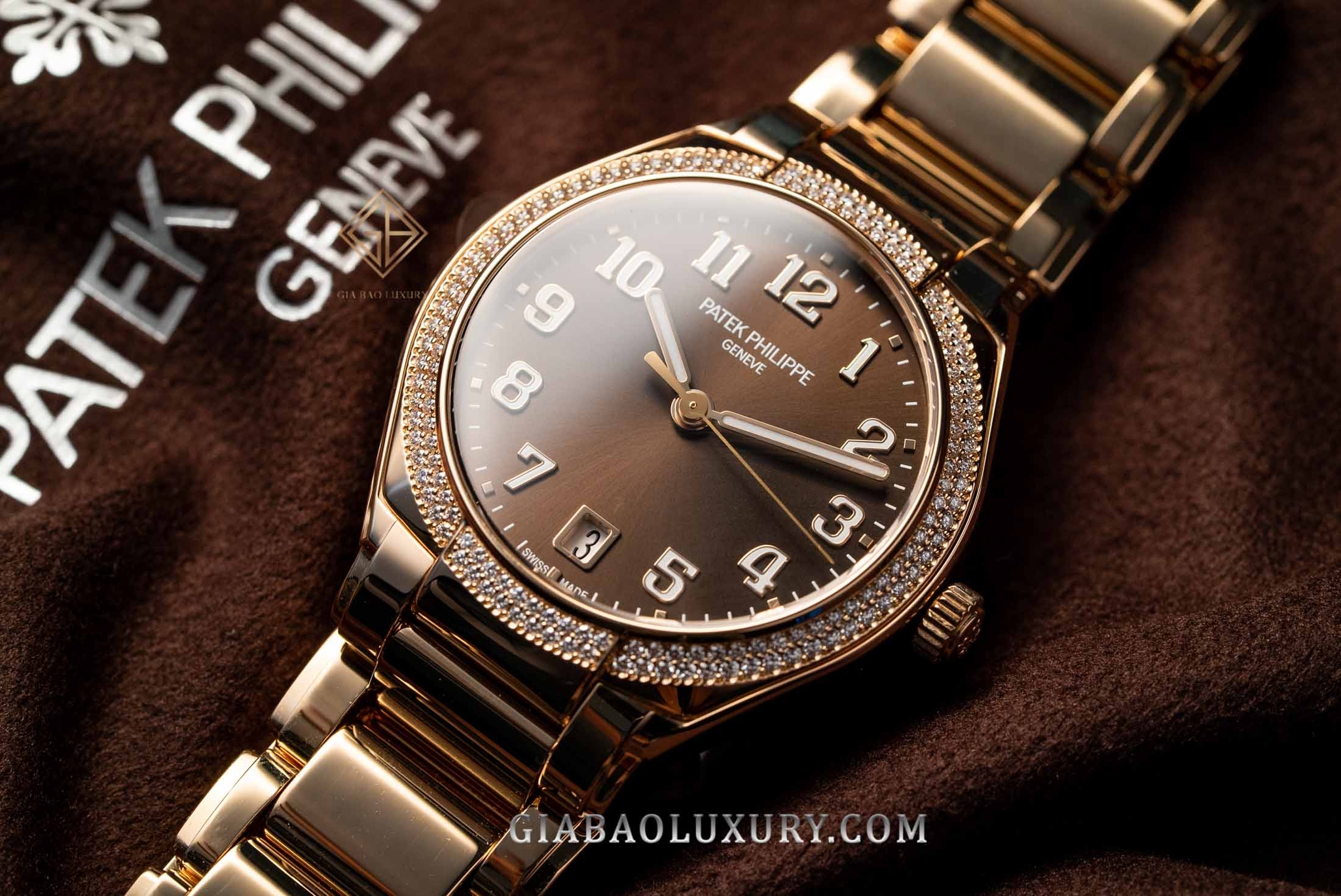 Đồng Hồ Patek Philippe Twenty~4 7300/1200R-001