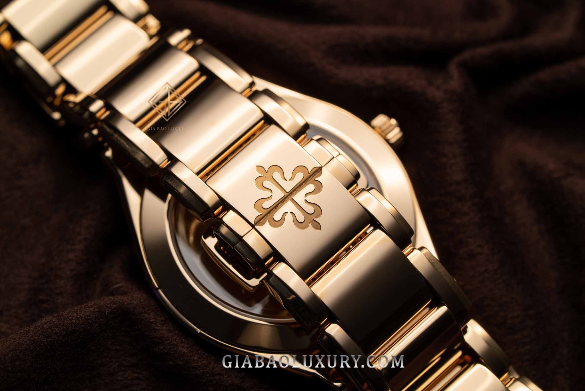 Đồng Hồ Patek Philippe Twenty~4 7300/1200R-001