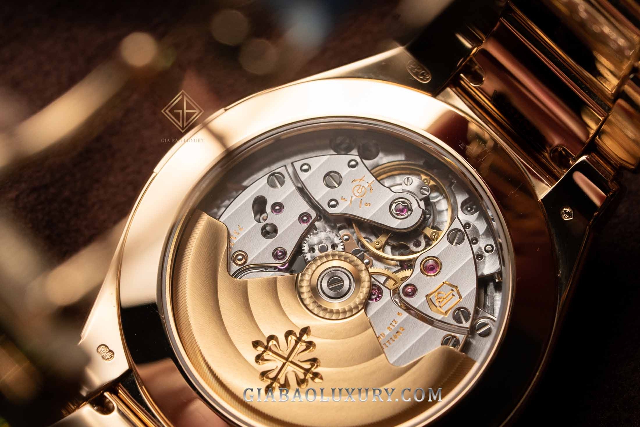 Đồng Hồ Patek Philippe Twenty~4 7300/1200R-001