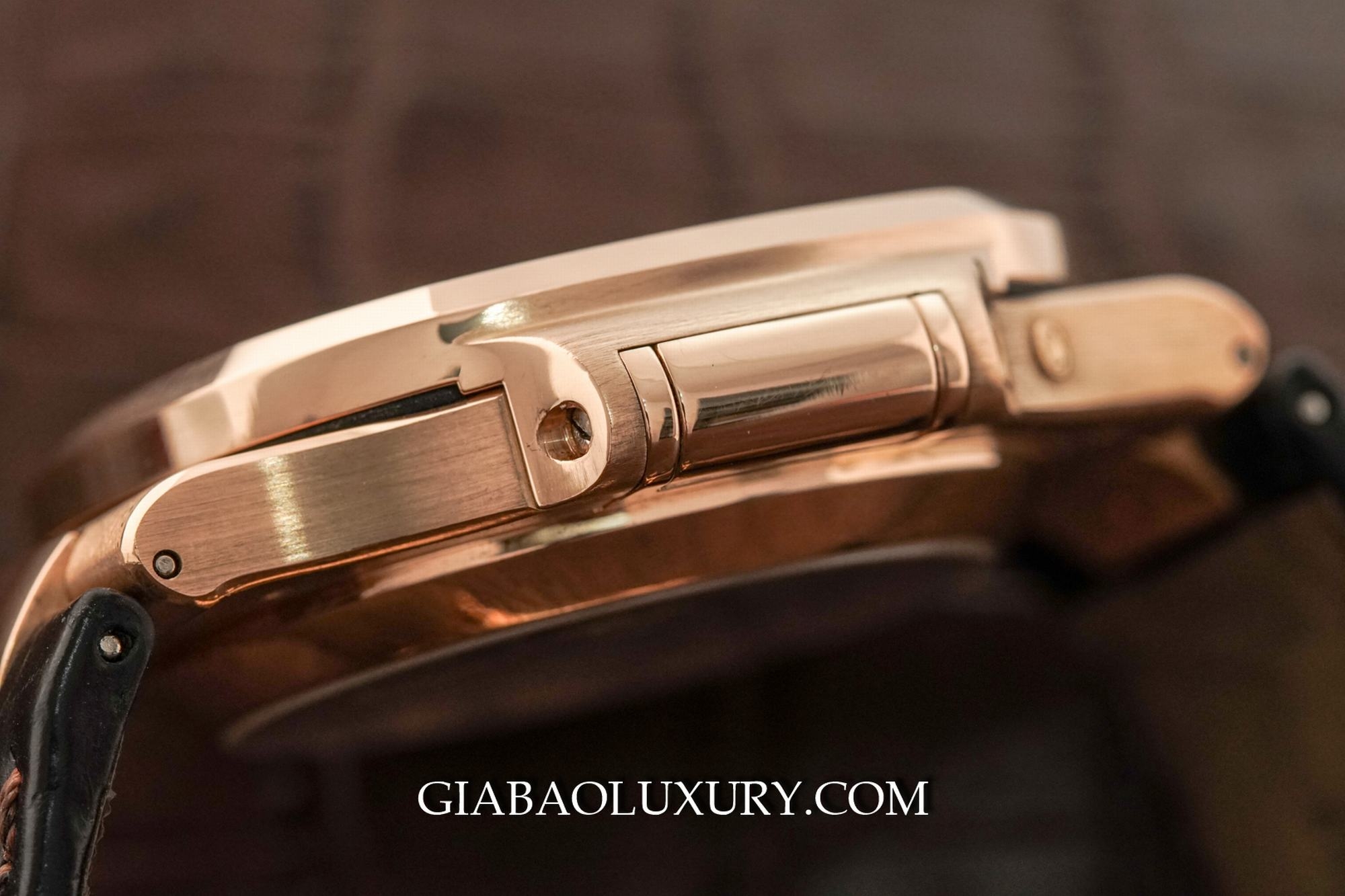 Đồng Hồ Patek Philippe Nautilus 5980R-001